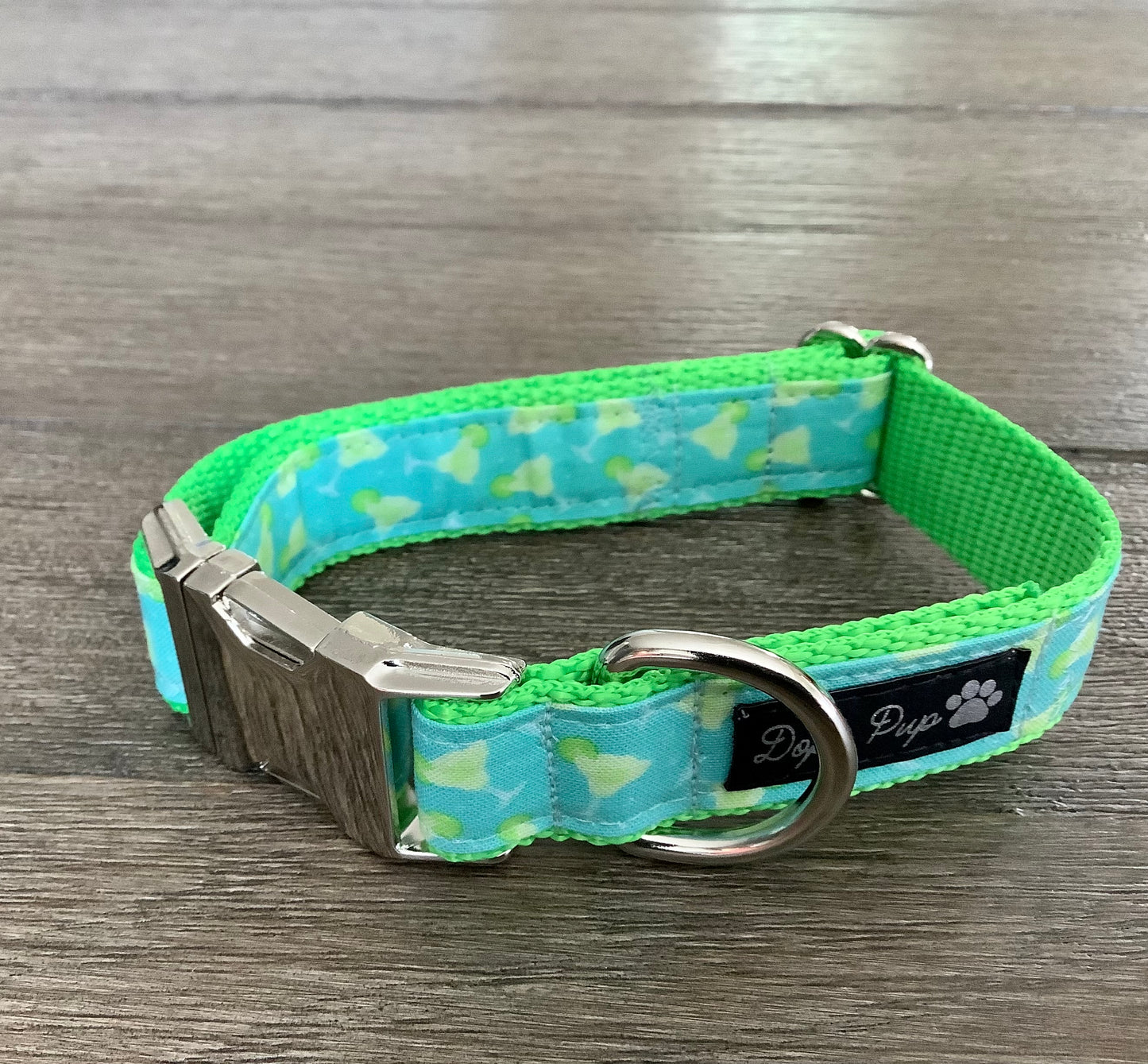 Adjustable Dog Collar with Alcohol Drinks