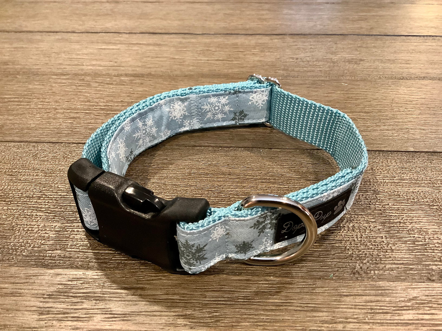 Adjustable Dog Collar with SnowFlakes for Christmas, Blue